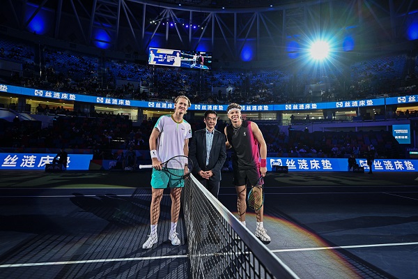 的行动证明 的行动证明